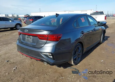 2021 Kia Forte Gt Line z USA, uszkodzony, nr VIN 3KPF34AD6ME410826